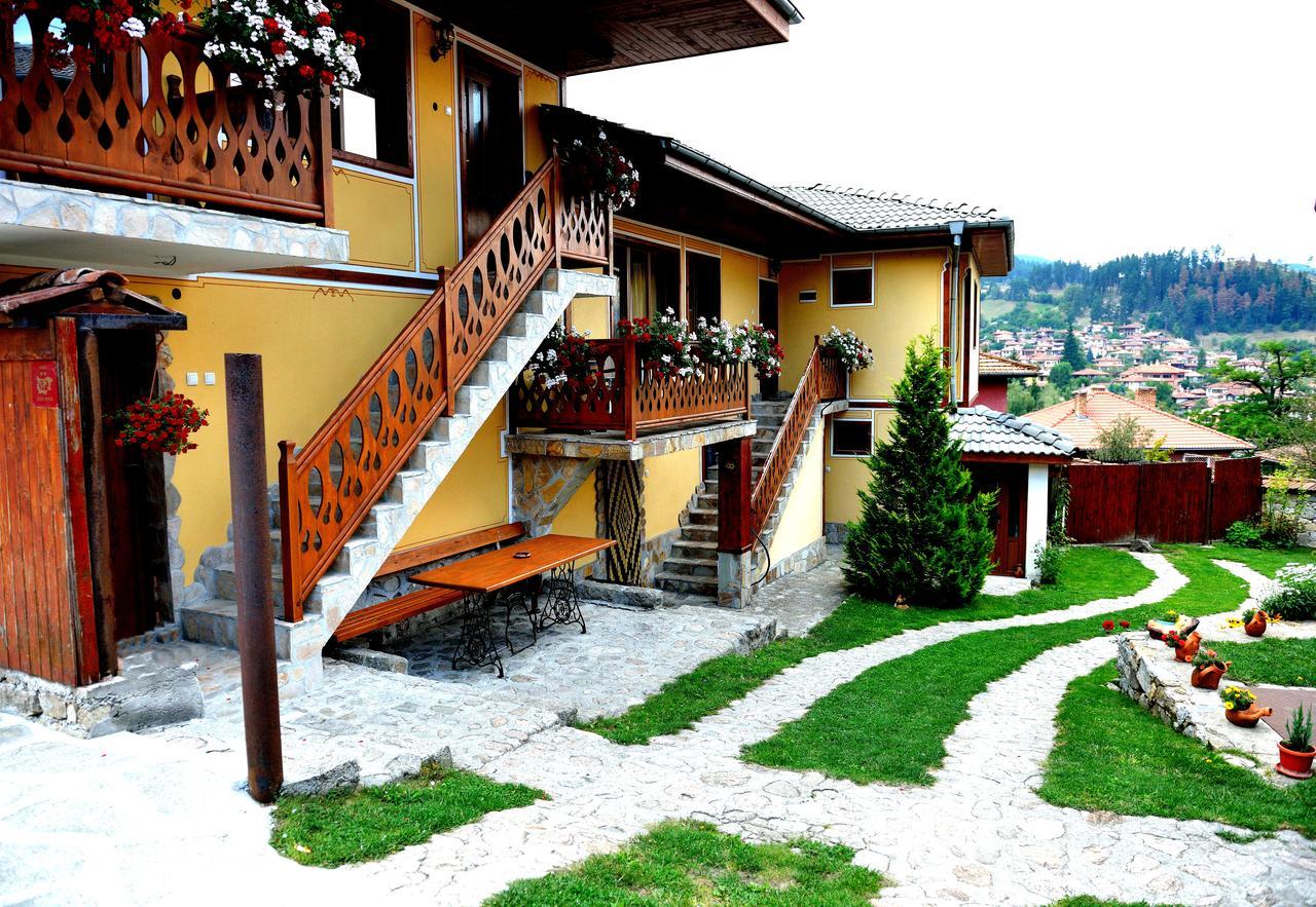 Guest House Mavrudieva Koprivshtitsa Bagian luar foto