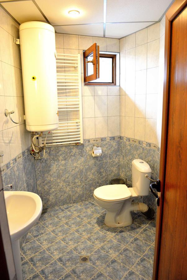 Guest House Mavrudieva Koprivshtitsa Bagian luar foto