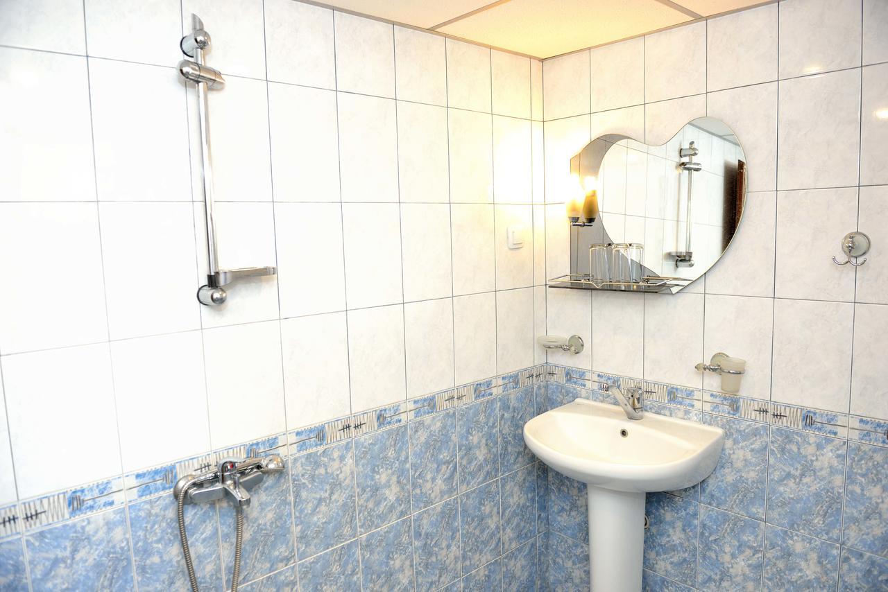 Guest House Mavrudieva Koprivshtitsa Bagian luar foto
